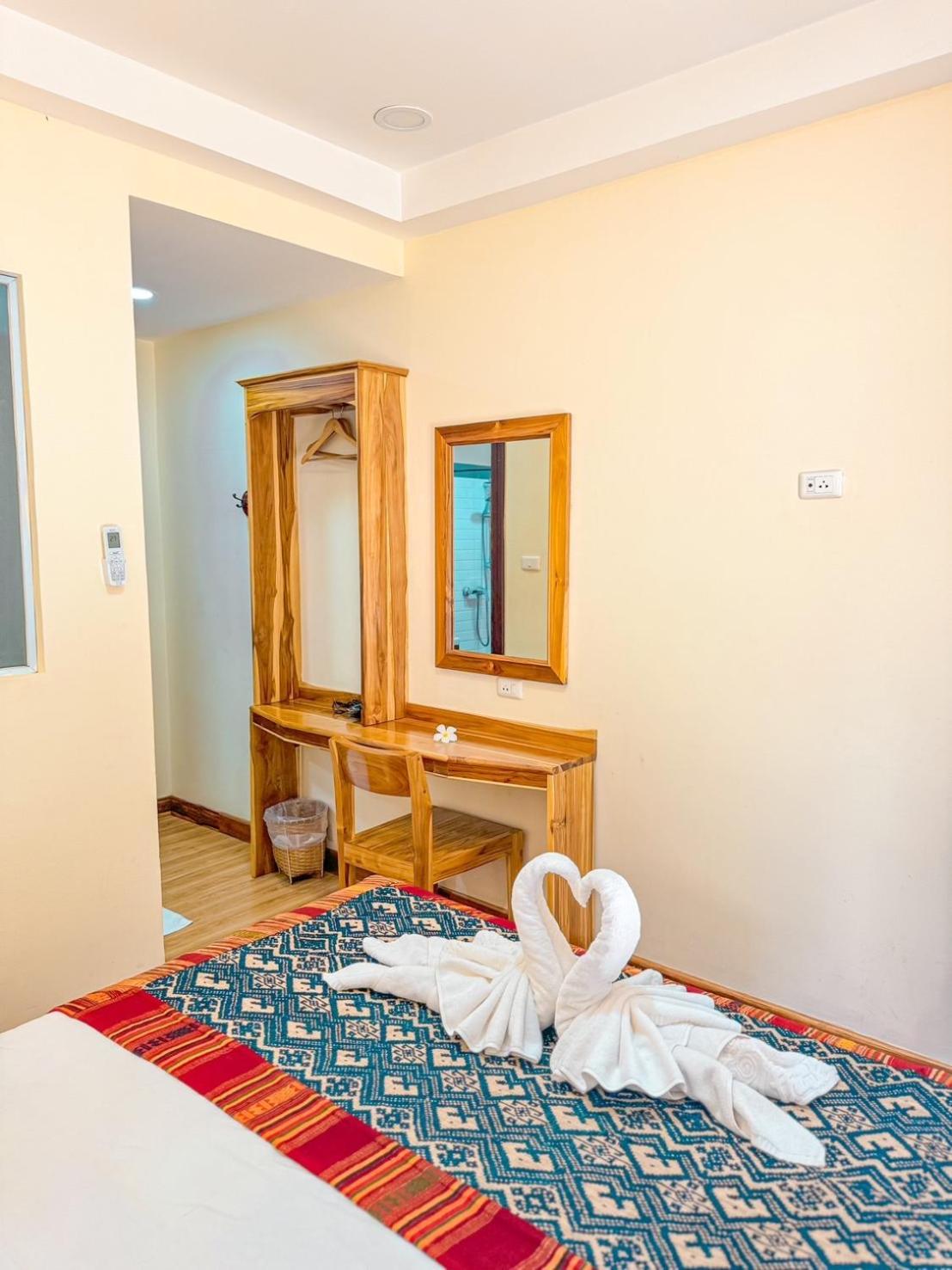 Luang Phasouk Hotel Luang Prabang Bagian luar foto
